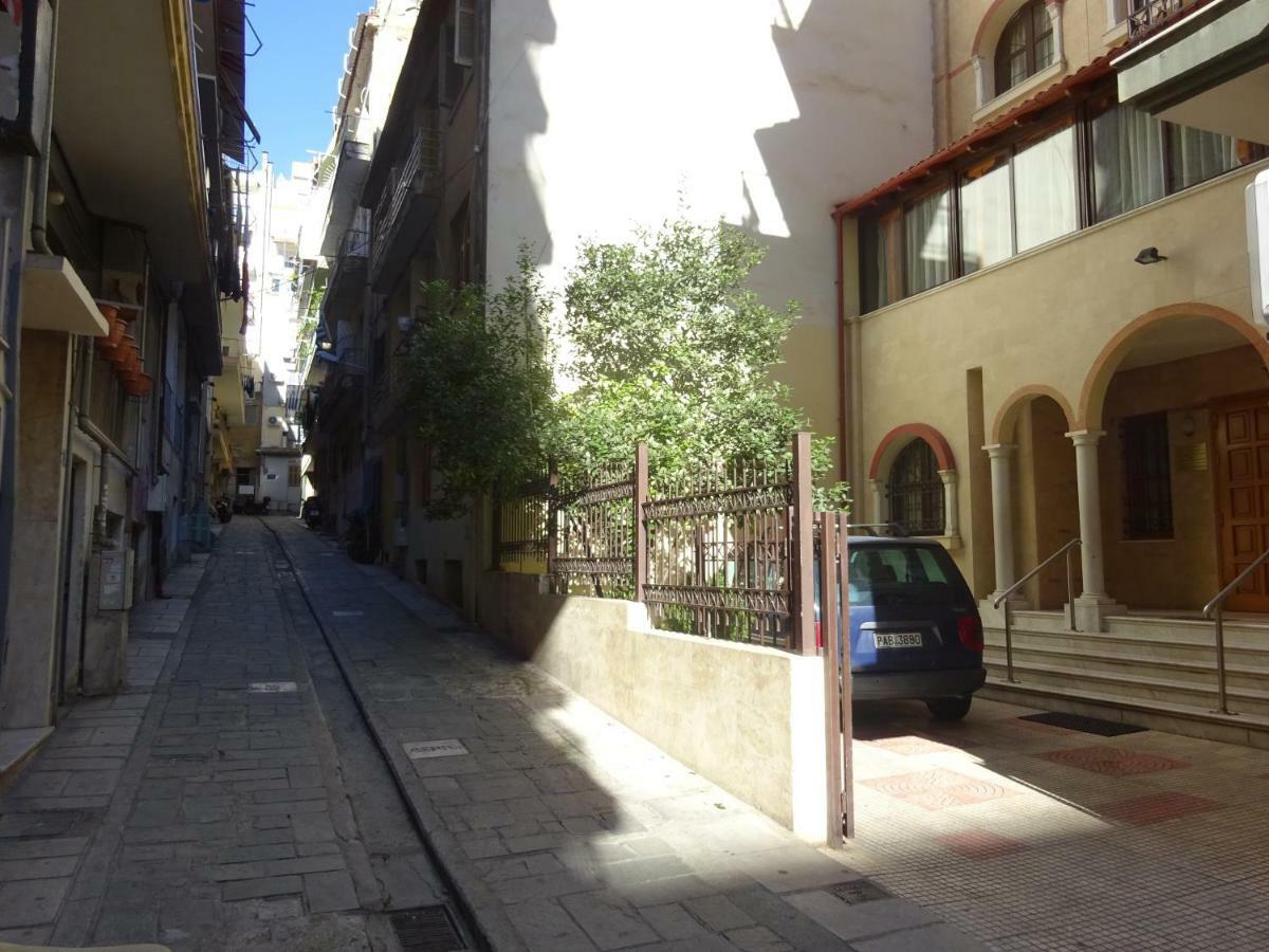 Cosy Penthouse -Up To 6 Guests- In The City Centre! Thessalonique Extérieur photo